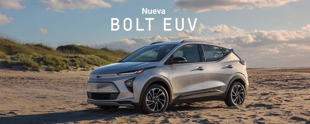 Chevrolet Bolt EUV, SUV eléctrica con molduras en puertas con insertos cromados y luces diurnas LED 