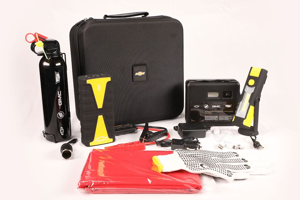 Kit de emergencia premium para furgoneta Chevrolet Tornado Van 2023